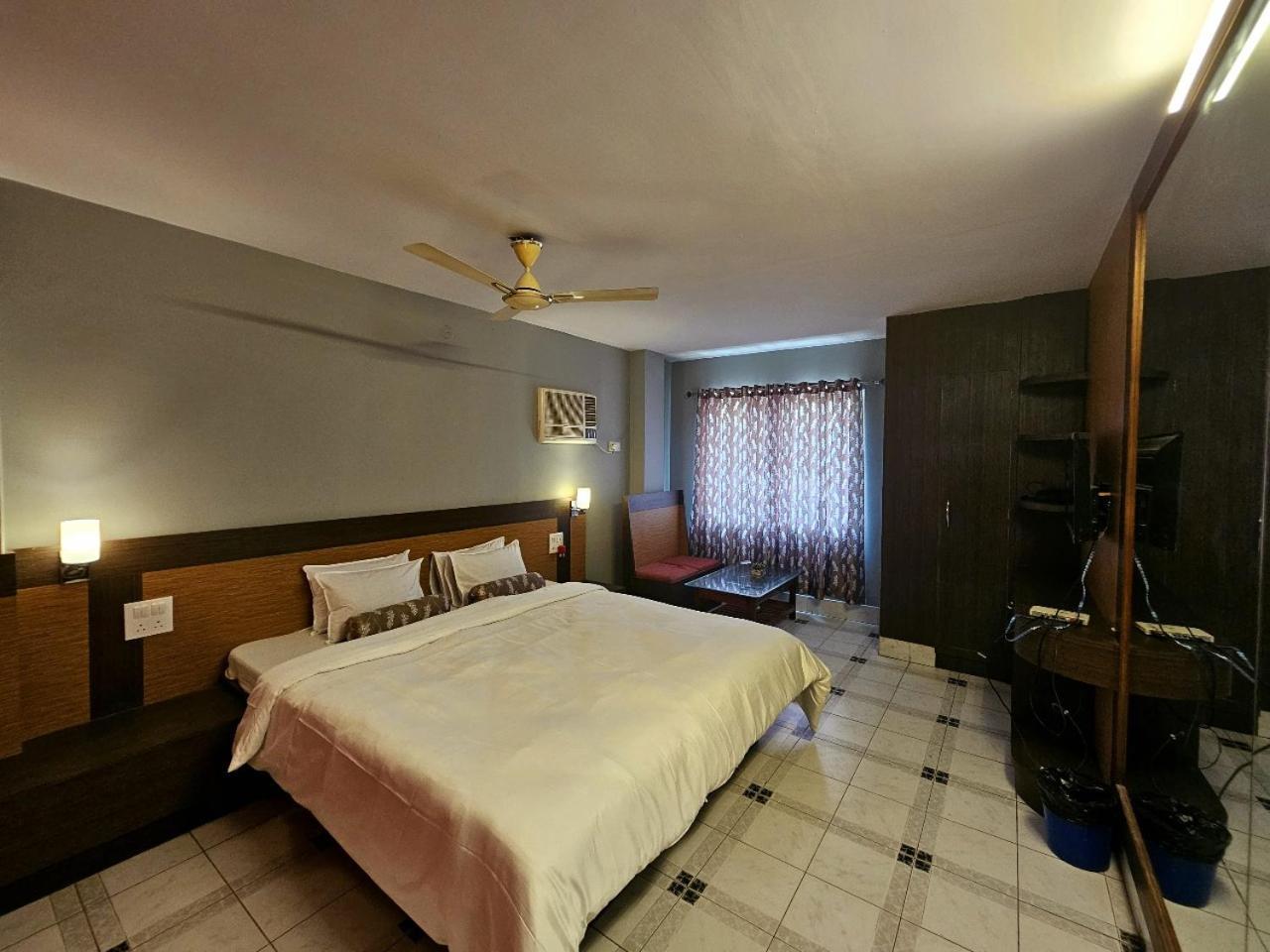 Hotel Vishal Siliguri Exterior photo