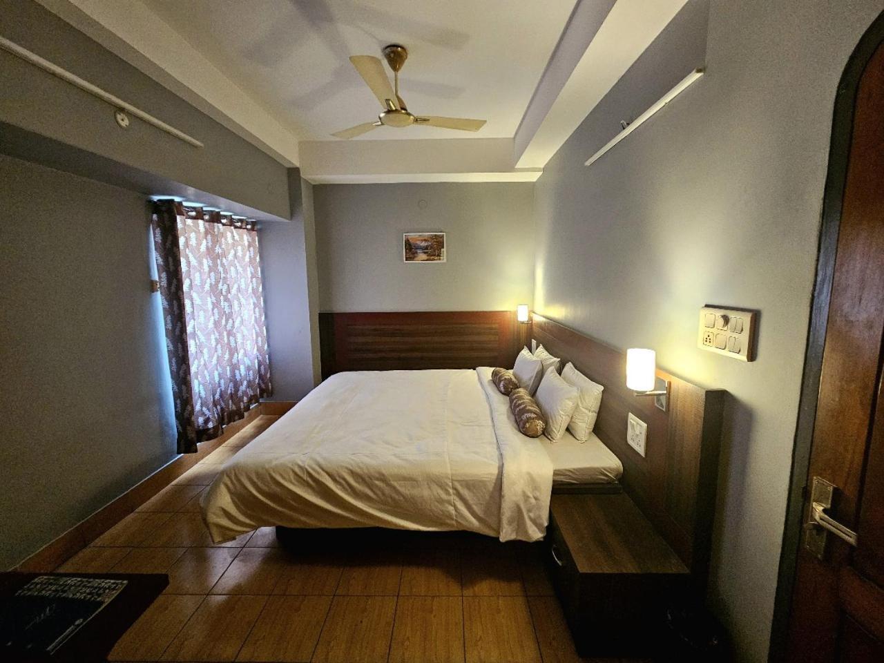 Hotel Vishal Siliguri Exterior photo